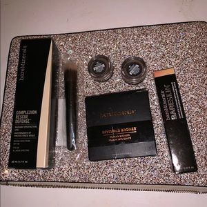Makeup bundle